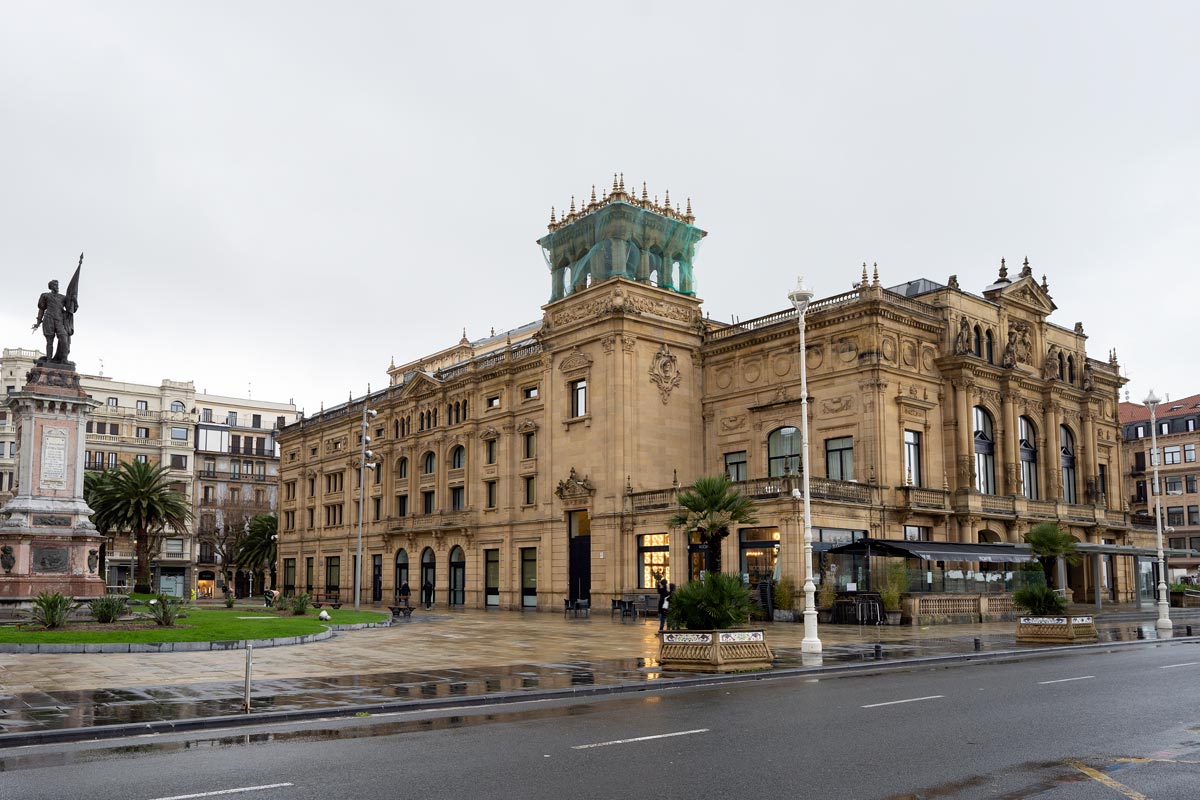 Victoria Eugenia Antzokiaren kanpoko bista.